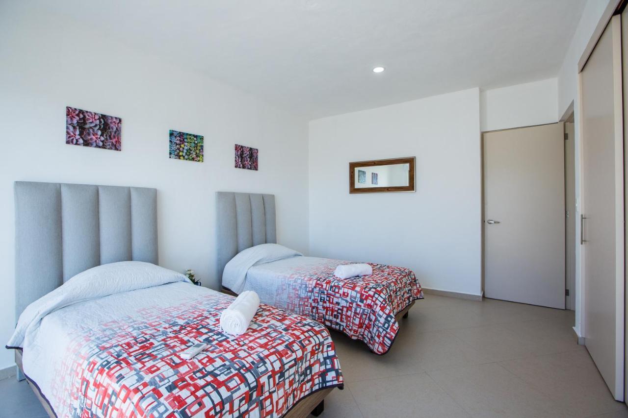 Penthouses & In Pdc! 2 & 1 Bedroom Units Close To The 5th Av Appartamento Playa del Carmen