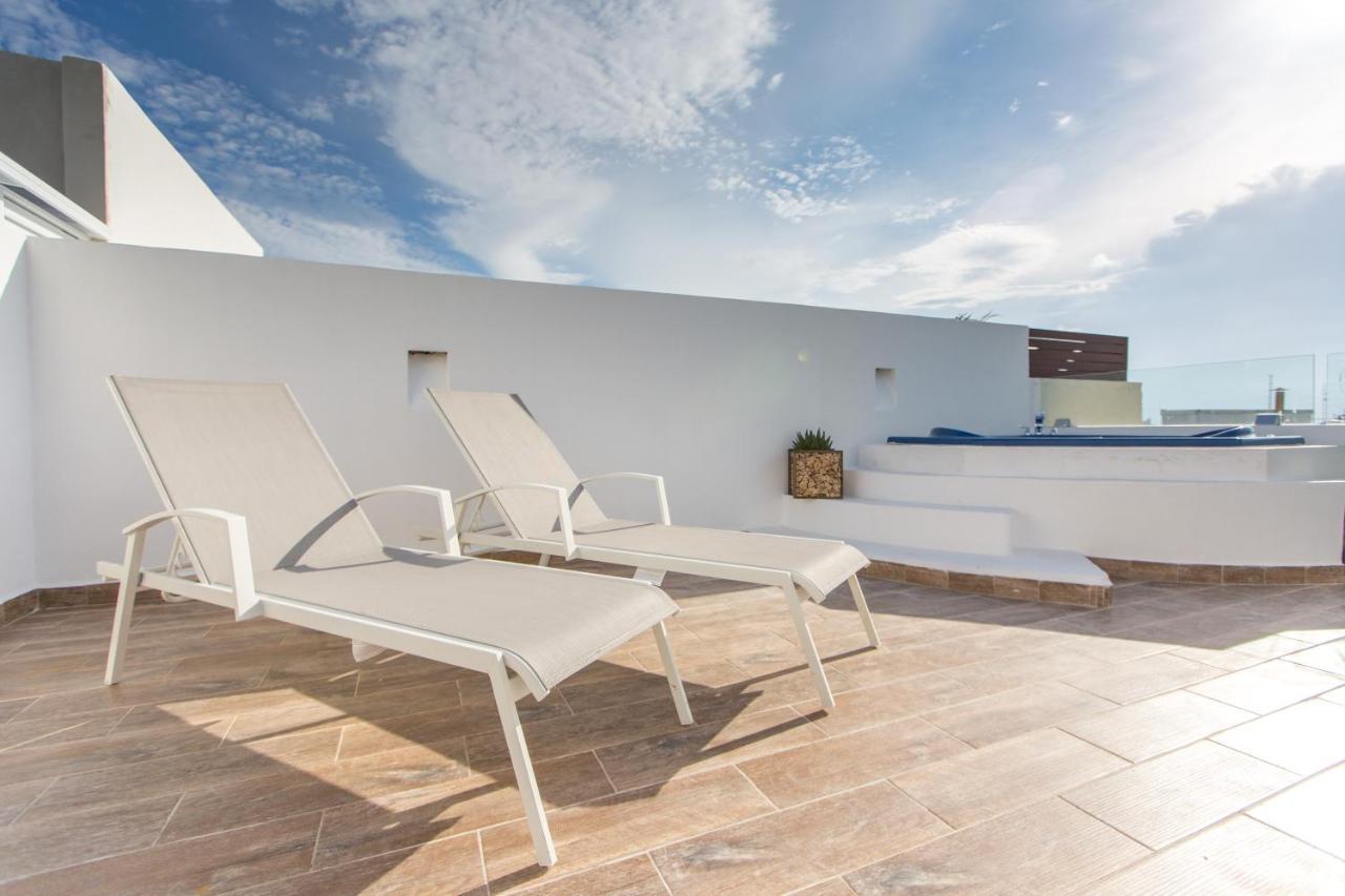 Penthouses & In Pdc! 2 & 1 Bedroom Units Close To The 5th Av Appartamento
